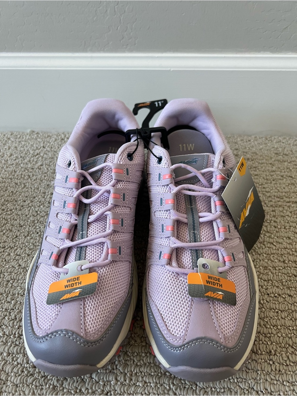 AVIA Lavender Wide Width Athletic Sneakers size 11w NWT $15